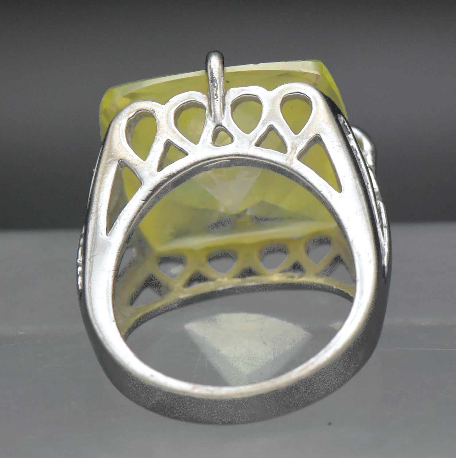Vintage Large Yellow Cubic Zirconia Ring - Size 7