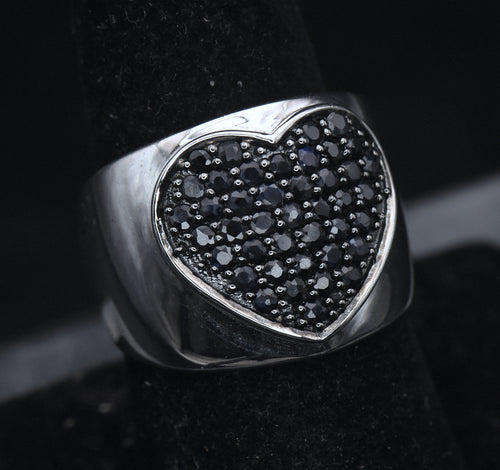 Yours by Loren - Vintage Sapphires Sterling Silver Heart Ring - Size 8