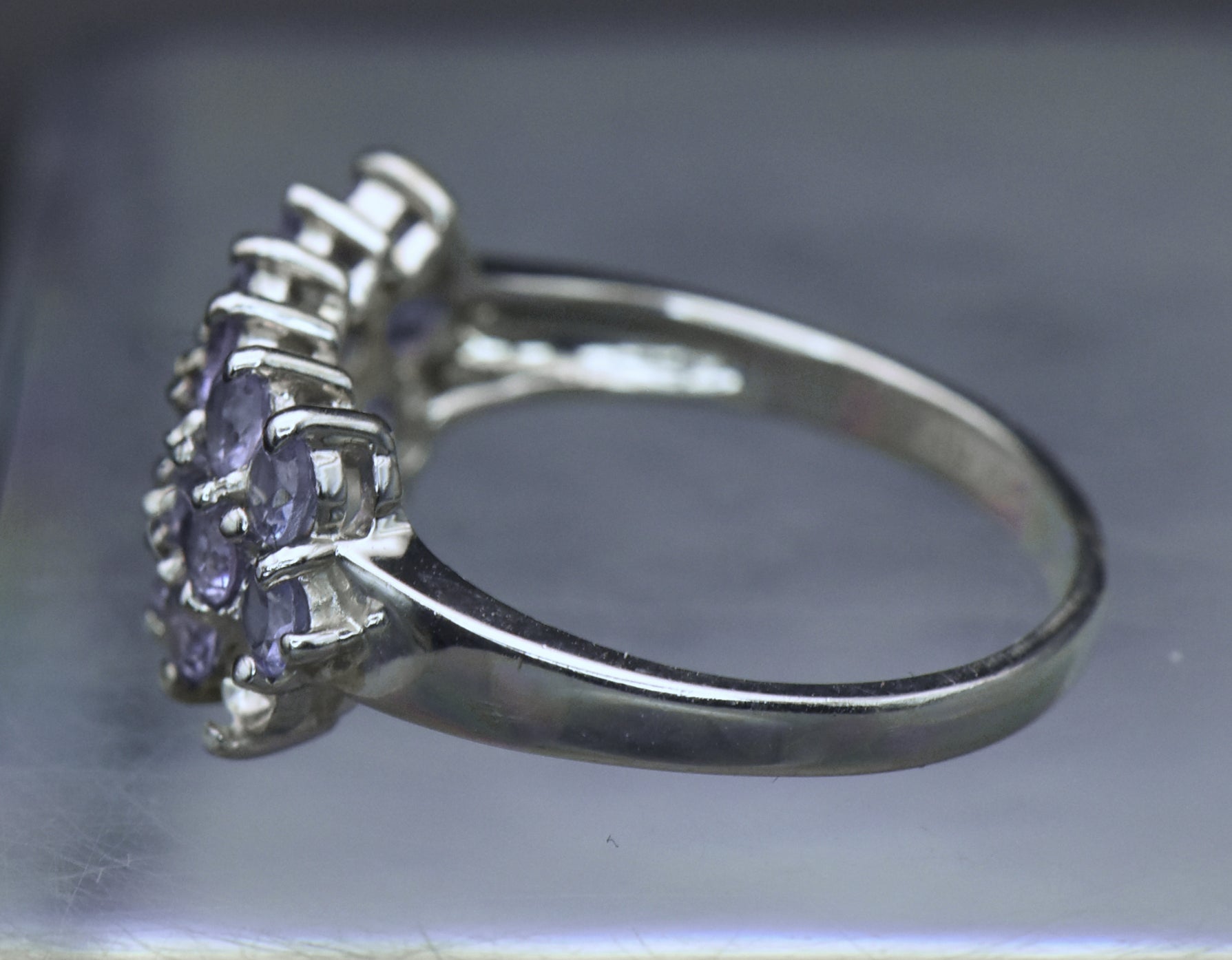 Clyde Duneier - Vintage 10K White Gold Tanzanite Ring - Size 8.75 MISSING STONES