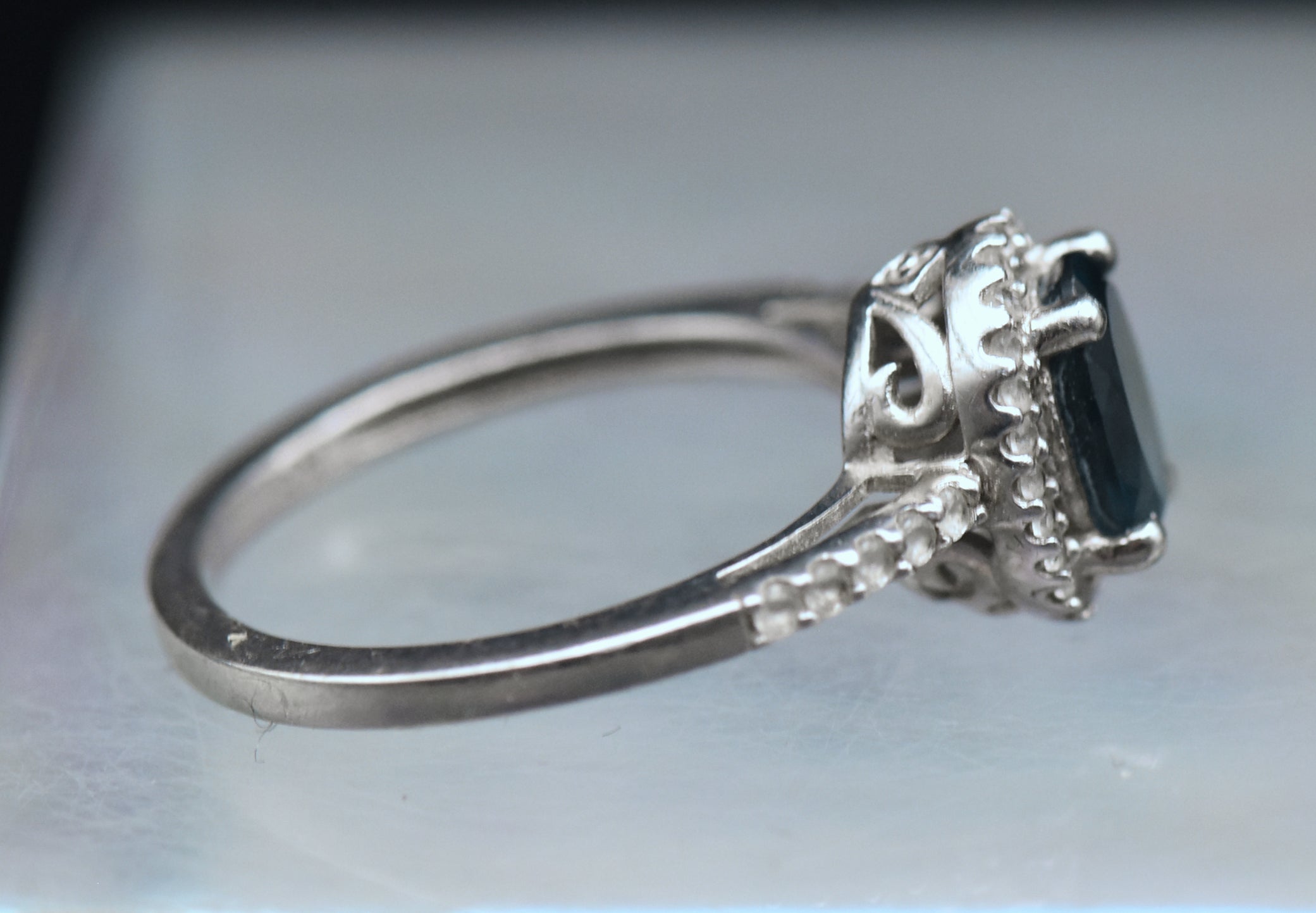 Vintage Blue Topaz Sterling Silver Halo Ring - Size 7