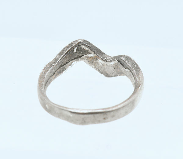 Vintage Sterling Silver and Crushed Stone Zigzag Ring - Size 4.25