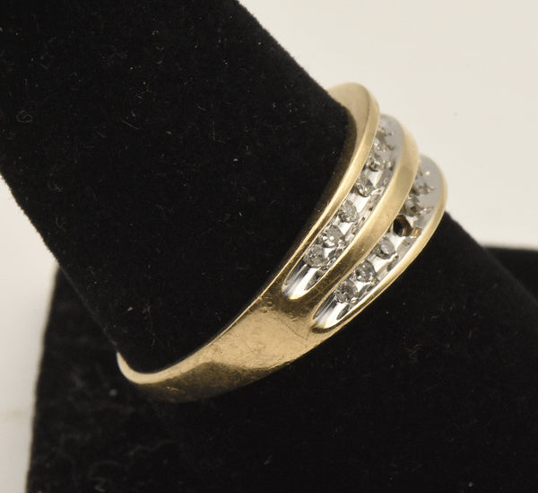 Vintage 10k Gold and Diamonds Ring - Size 8.75