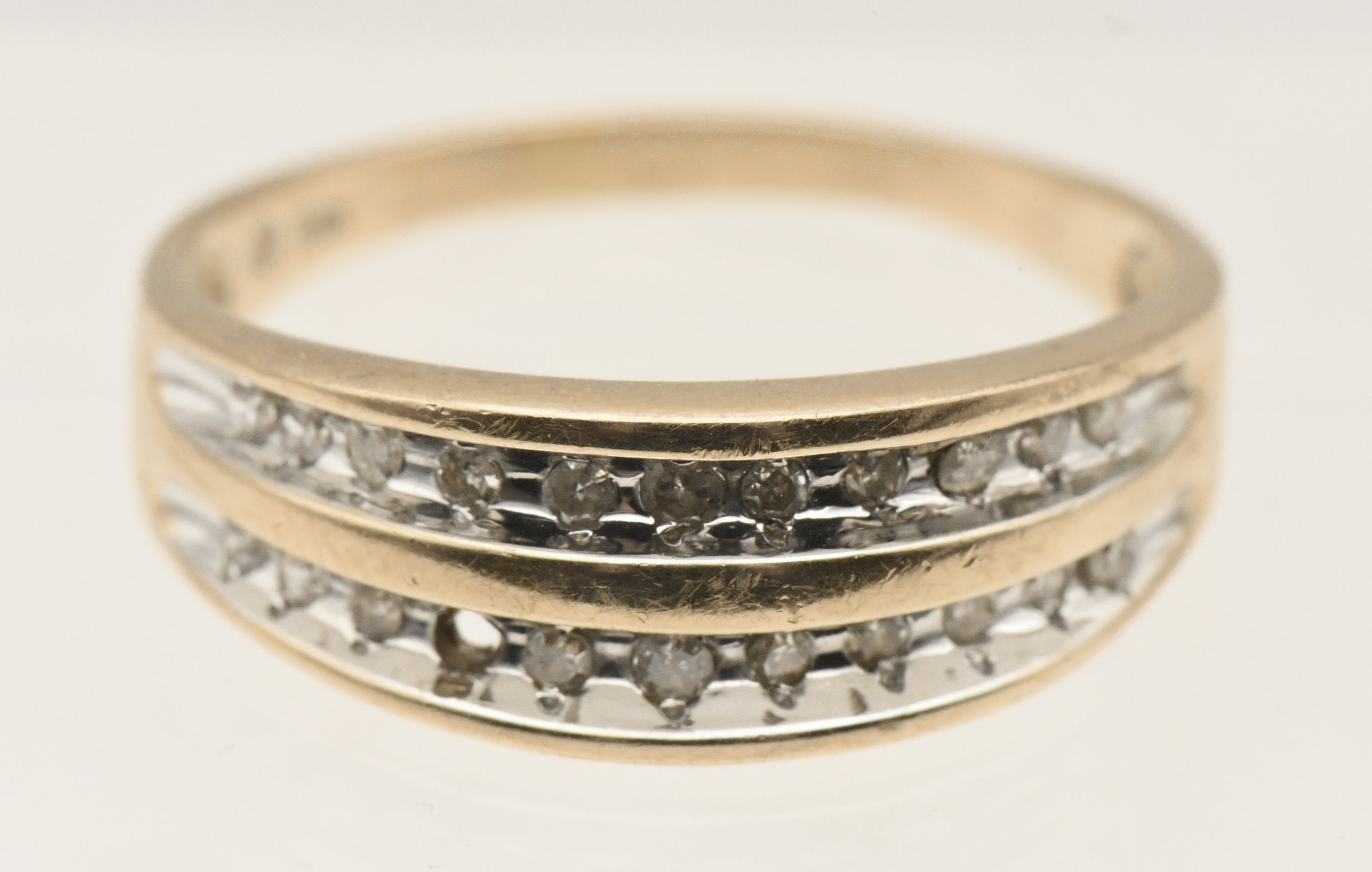 Vintage 10k Gold and Diamonds Ring - Size 8.75