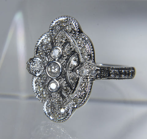 14k White Gold Diamond Ring - Size 6
