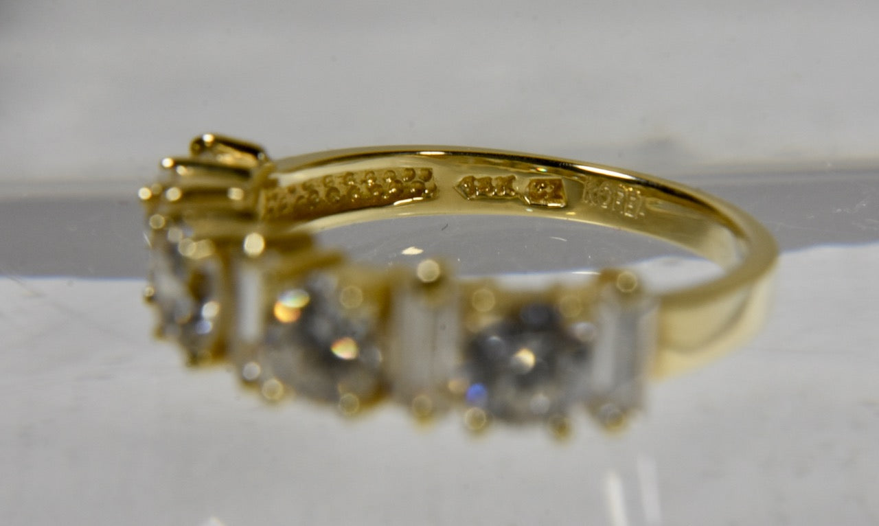 14k Yellow Gold Cubic Zirconia Ring - Size 5