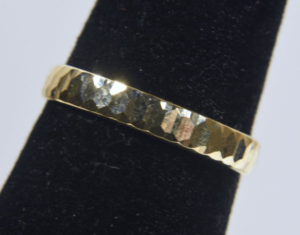 14k Yellow Gold Faceted Band Ring - Size 6