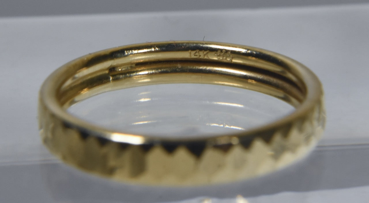 14k Yellow Gold Faceted Band Ring - Size 6