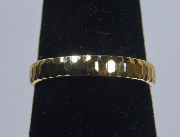 14k Yellow Gold Faceted Band Ring - Size 5