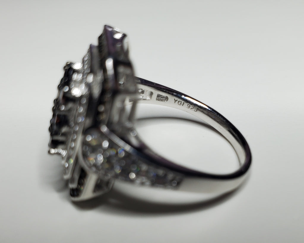Garnet and Sterling Silver Art Deco Design Ring - Size 8