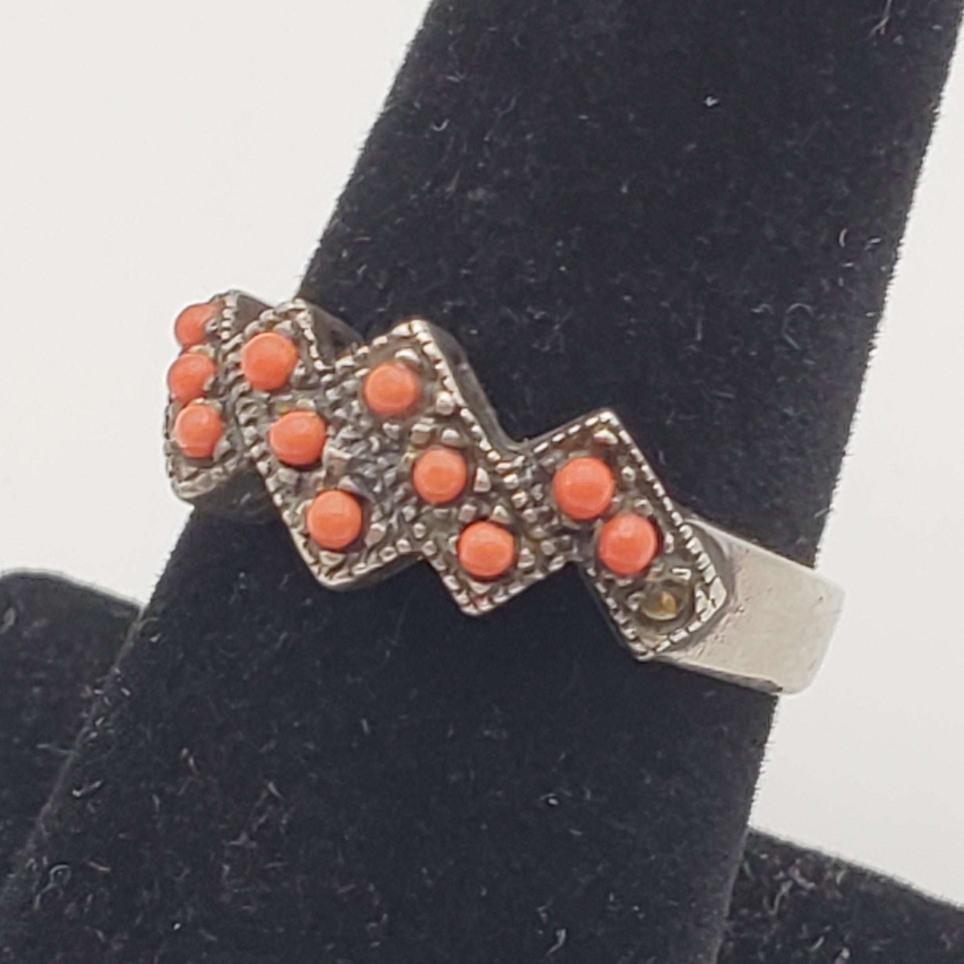 Vintage Coral Sterling Silver Ring - Size 7.5
