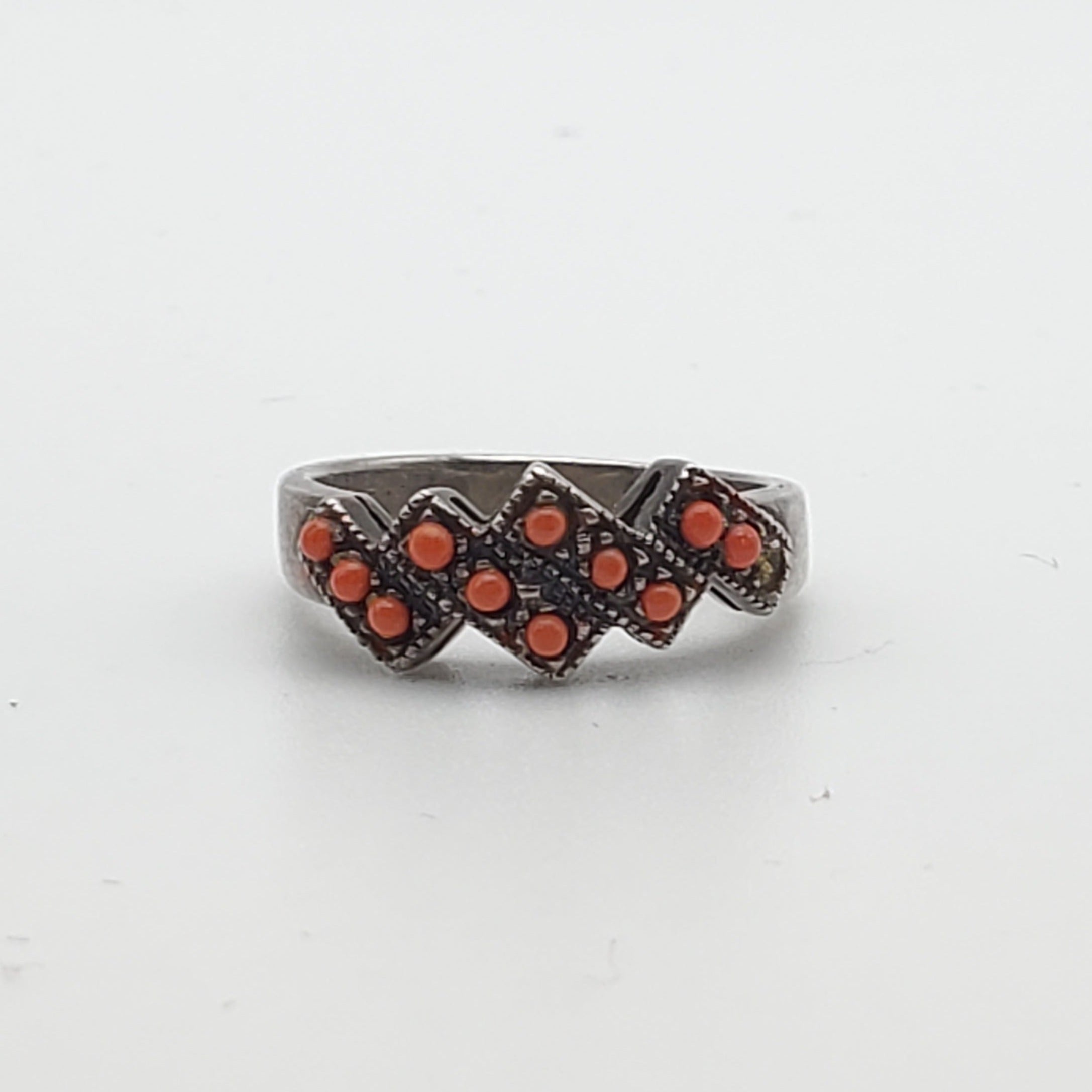 Vintage Coral Sterling Silver Ring - Size 7.5