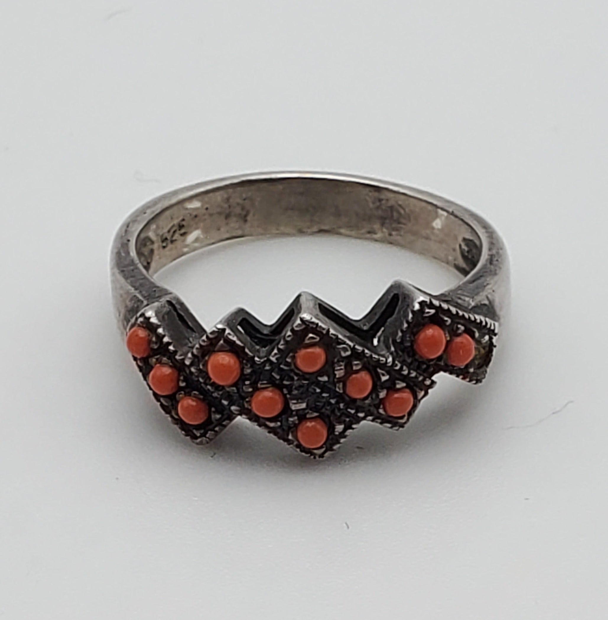 Vintage Coral Sterling Silver Ring - Size 7.5