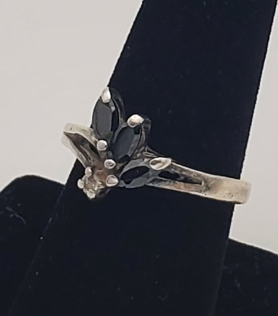 Black Marquise Glass Sterling Silver Ring - Size 7.5