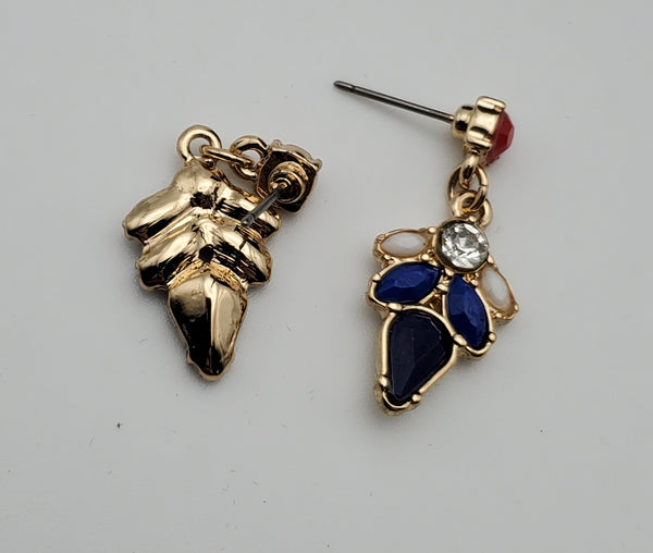 Avon - 'Ms. Patriotic' Necklace, Earrings Jewelry Set