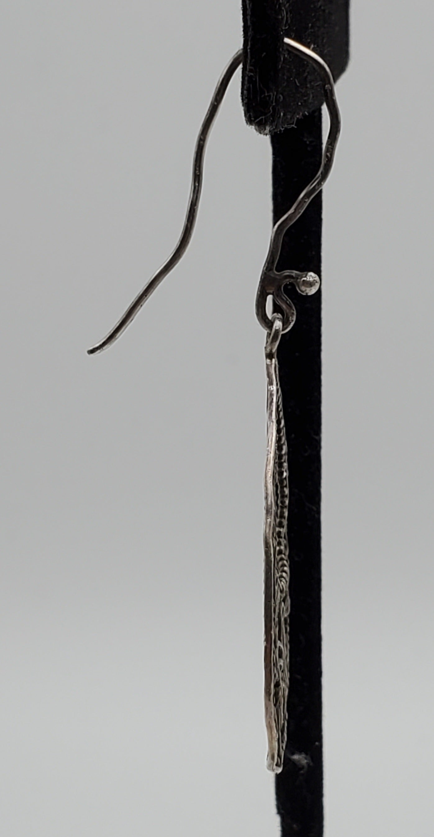 UNMATCHED Vintage Sterling Silver Filigree Dangle Earring