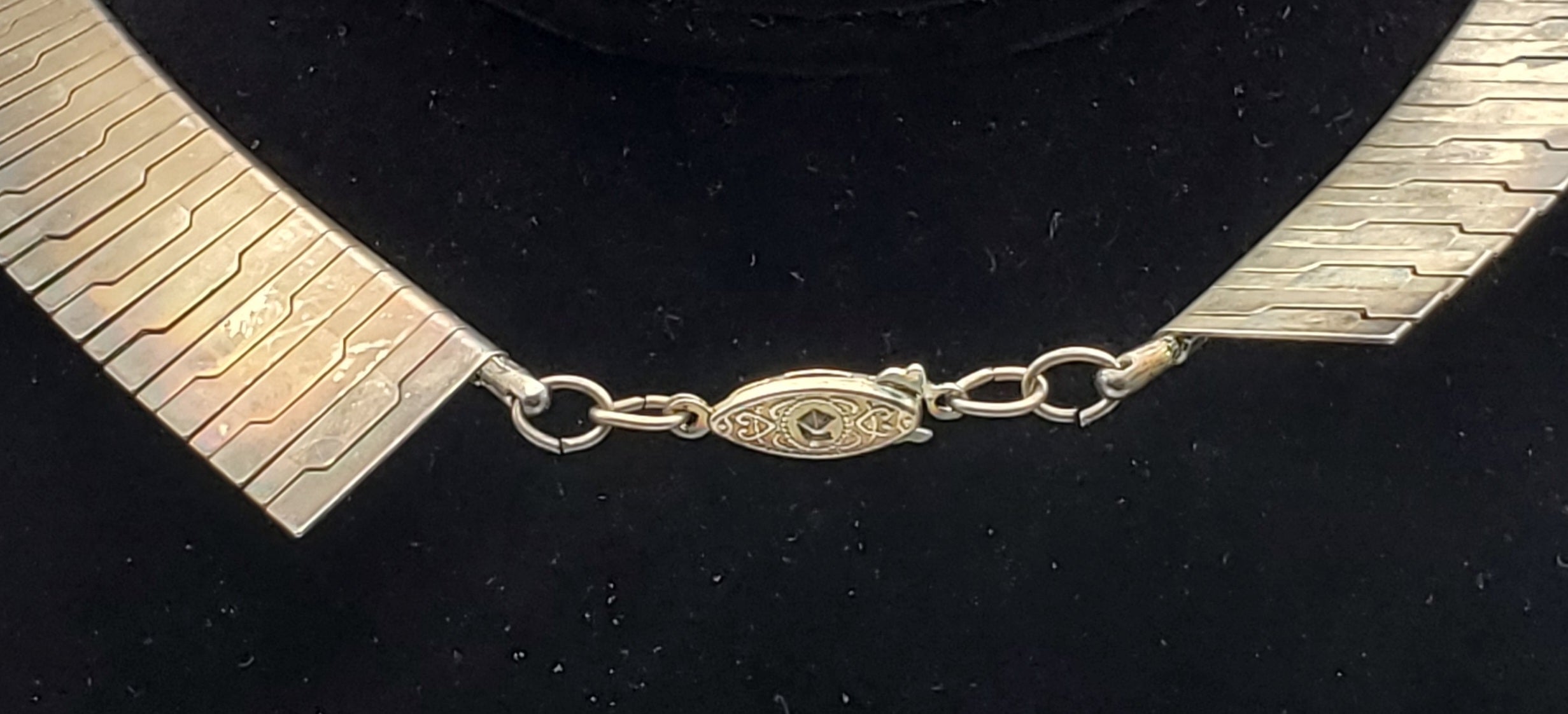 Vintage Modern Design Unique Link Collar Necklace - 17"