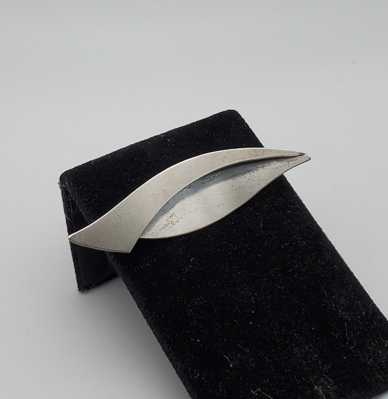 Beau - Vintage Sterling Silver Modern Design Brooch