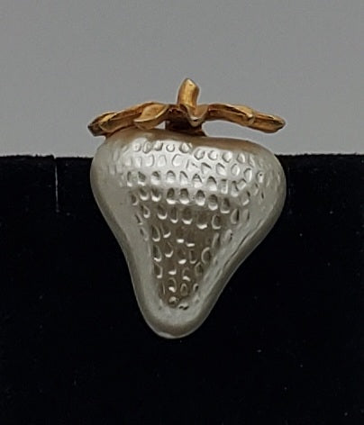 Jonette Jewelry - Pearl White and Gold Strawberry Brooch