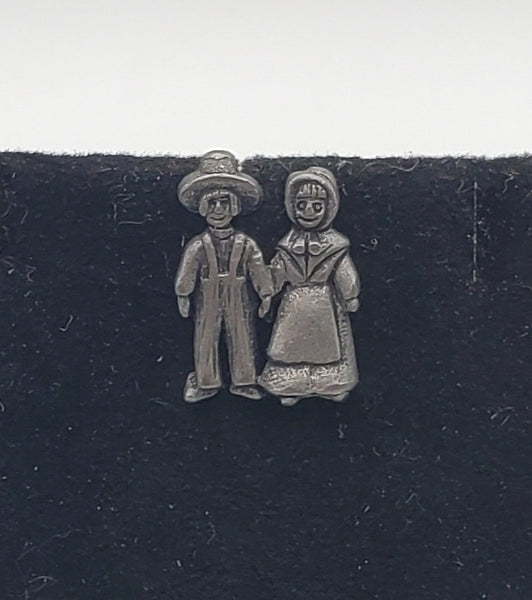 Vintage Pewter Pioneer Couple Pin