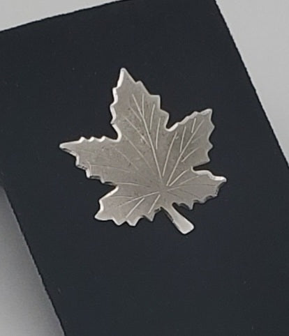 Bond-Boyd - Vintage Brushed Silver Tone Maple Leaf Brooch