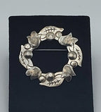 Vintage 800 Silver Handmade Wreath Brooch