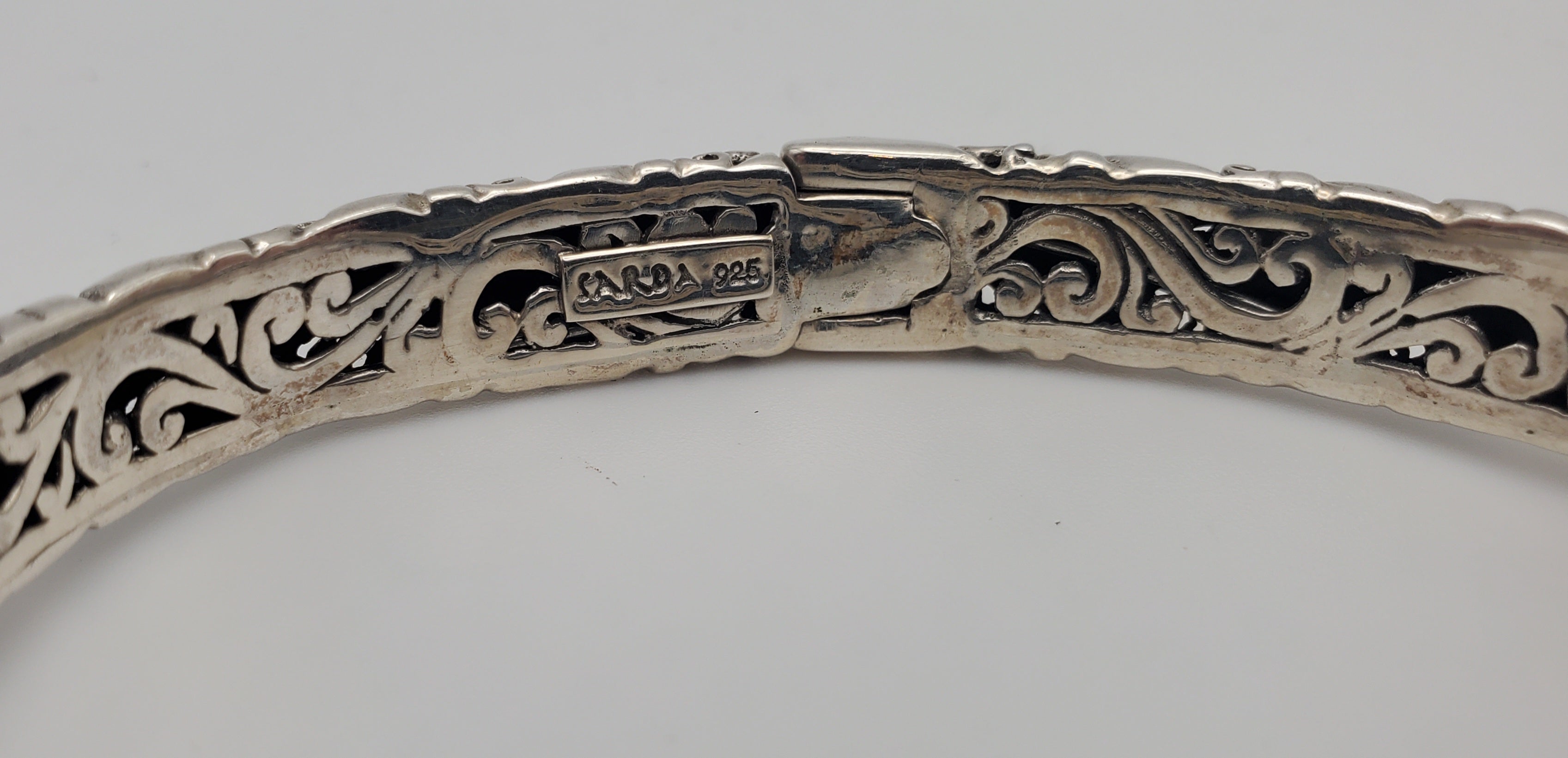 Sarda - Vintage Sterling Silver Filigree Hinged Bangle Bracelet