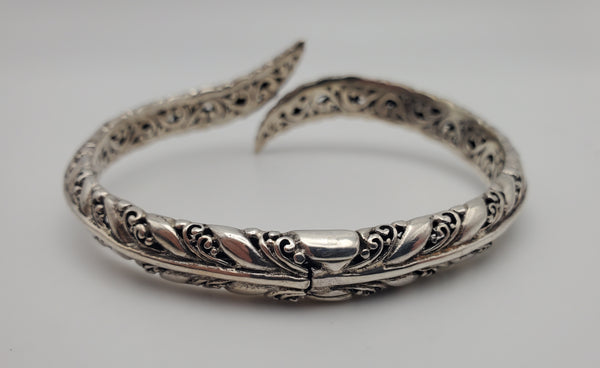 Sarda - Vintage Sterling Silver Filigree Hinged Bangle Bracelet