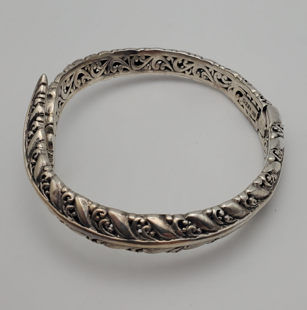 Sarda - Vintage Sterling Silver Filigree Hinged Bangle Bracelet