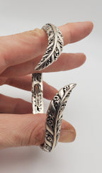 Sarda - Vintage Sterling Silver Filigree Hinged Bangle Bracelet