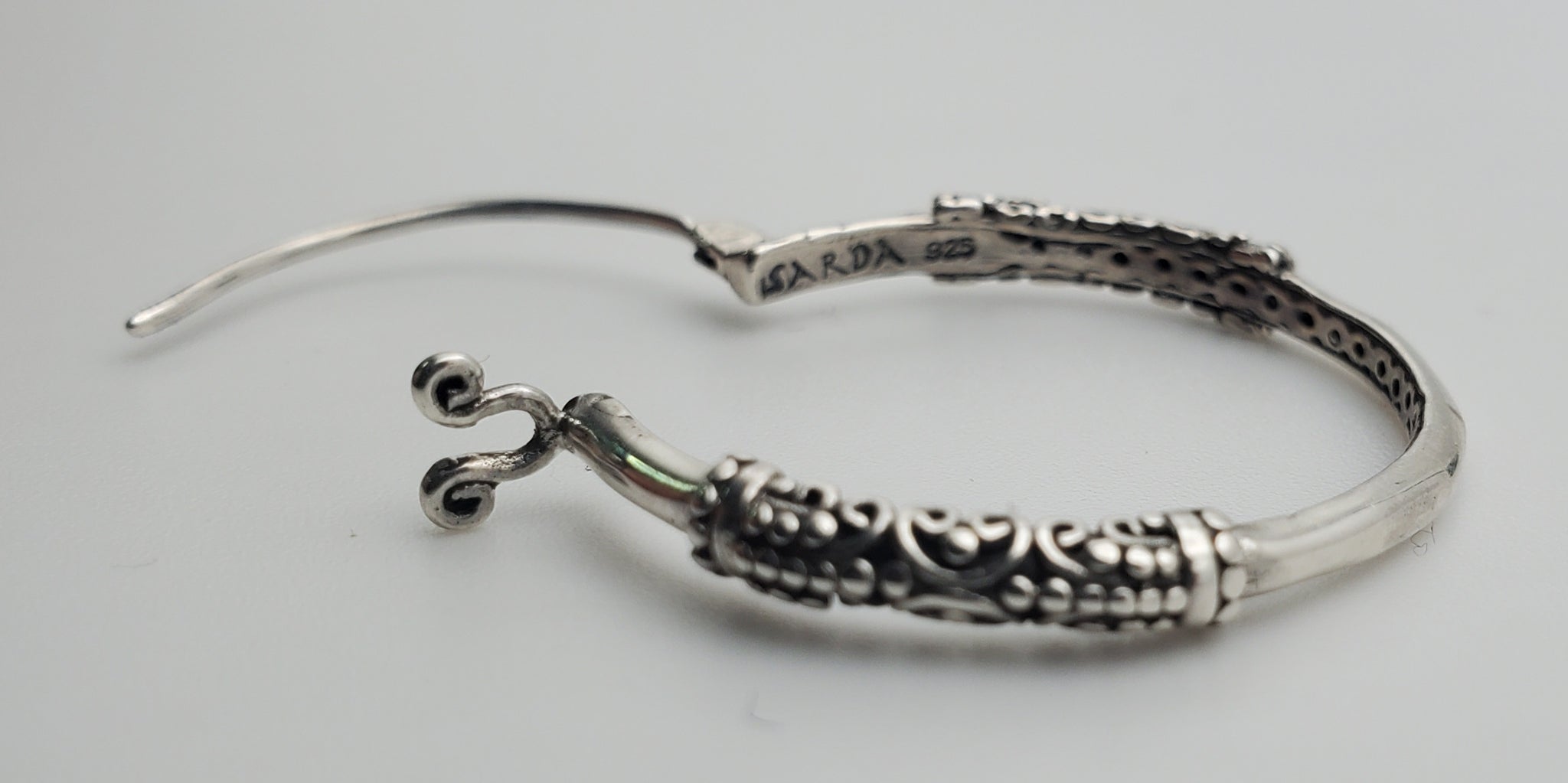 Sarda - Vintage Sterling Silver Hoop Earrings