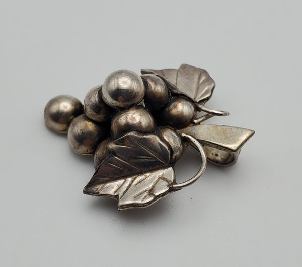 Vintage Sterling Silver Handmade Grape Bunch Brooch/Pendant