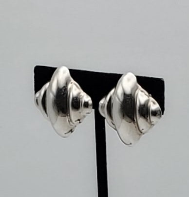 Vintage Sterling Silver Handmade Ribbed Design Clip-On Earrings