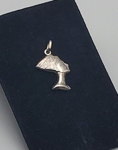 Nefertiti Bust Sterling Silver Italian Pendant