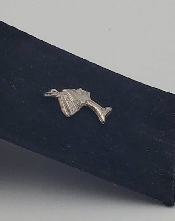 Nefertiti Bust Sterling Silver Italian Pendant