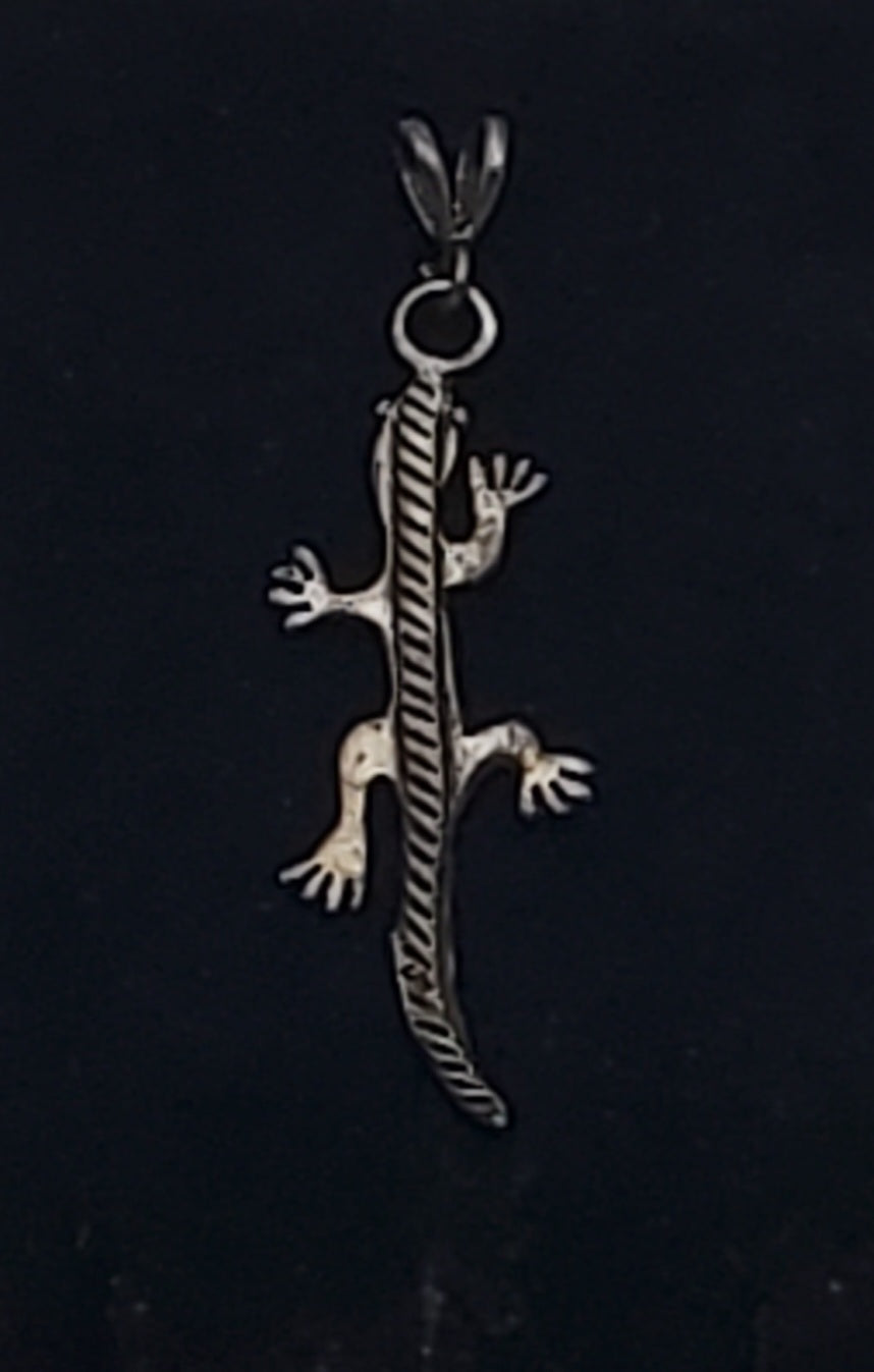 Vintage Sterling Silver Handmade Lizard Pendant