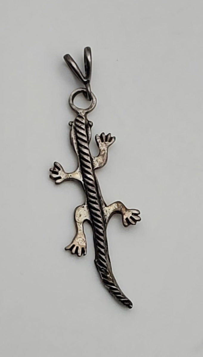 Vintage Sterling Silver Handmade Lizard Pendant