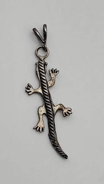 Vintage Sterling Silver Handmade Lizard Pendant