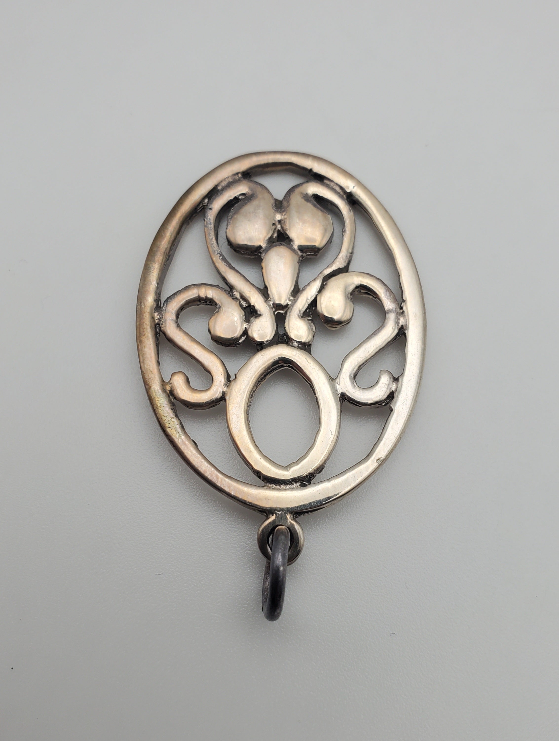 Vintage Sterling Silver Pendant