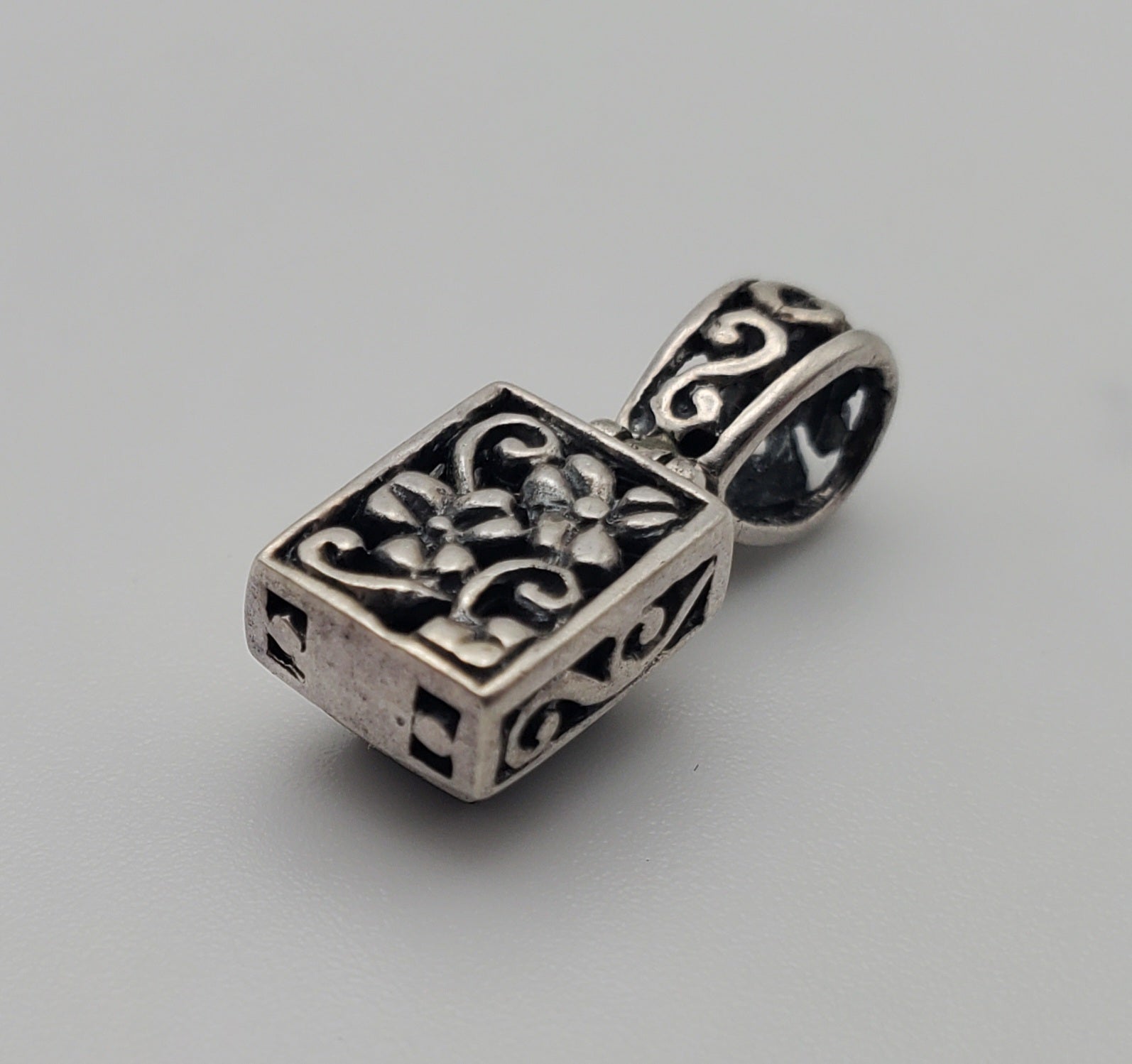 Sterling Silver Black Onyx Pendant