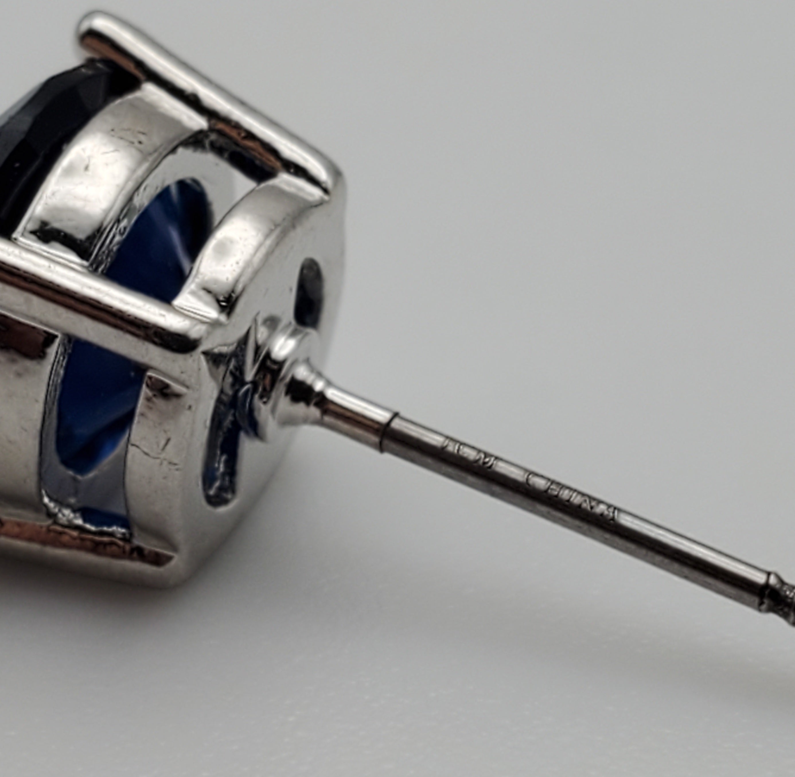 SINGLE UNMATCHED Dark Blue Crystal Stud Earring