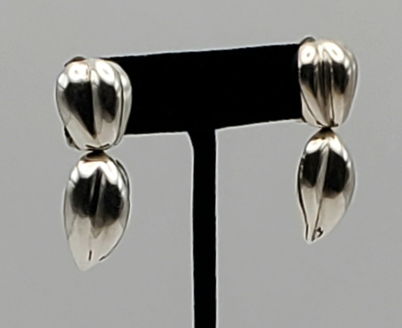 Zina - Vintage Sterling Silver Clip-On Earrings