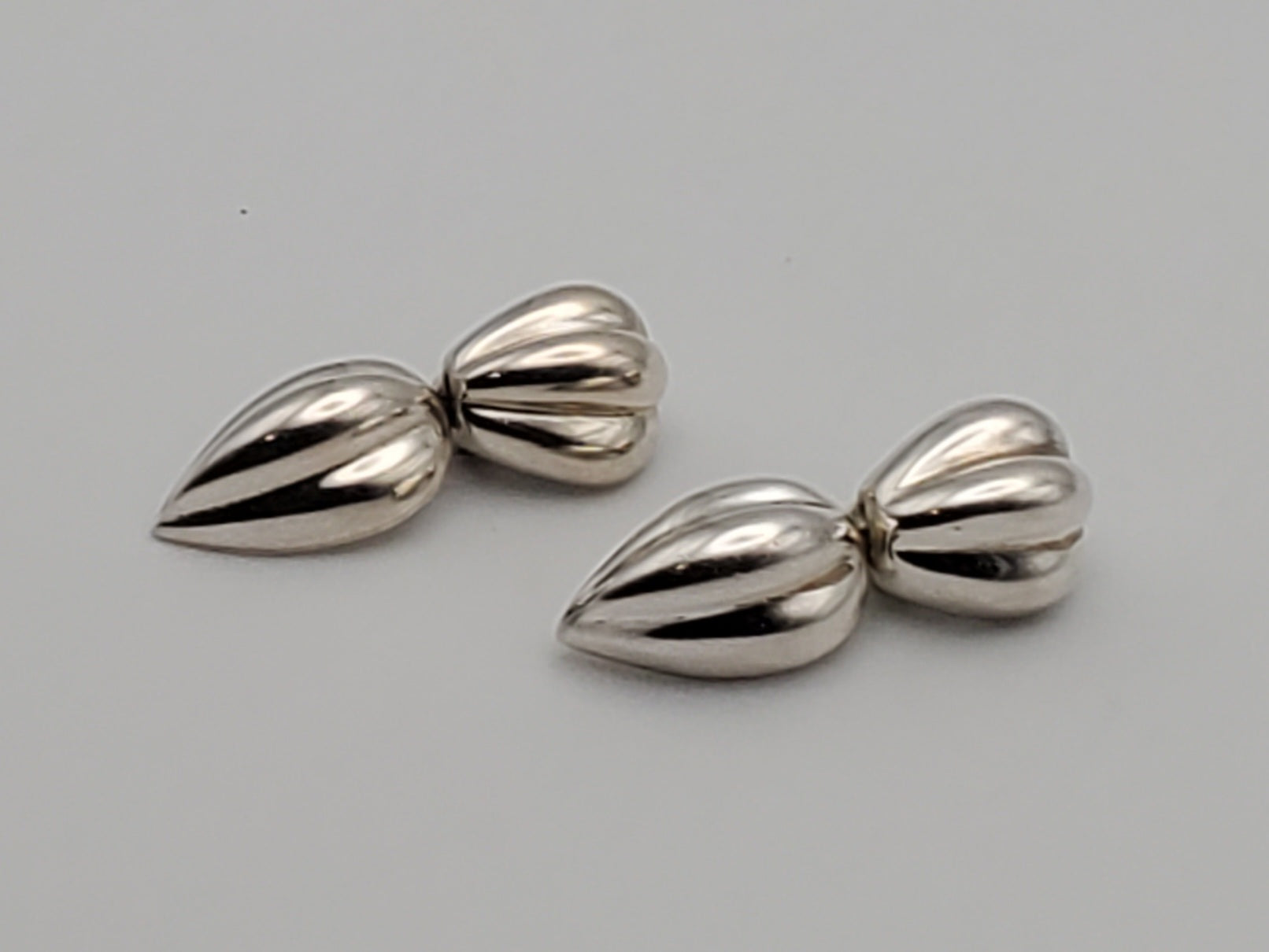 Zina - Vintage Sterling Silver Clip-On Earrings