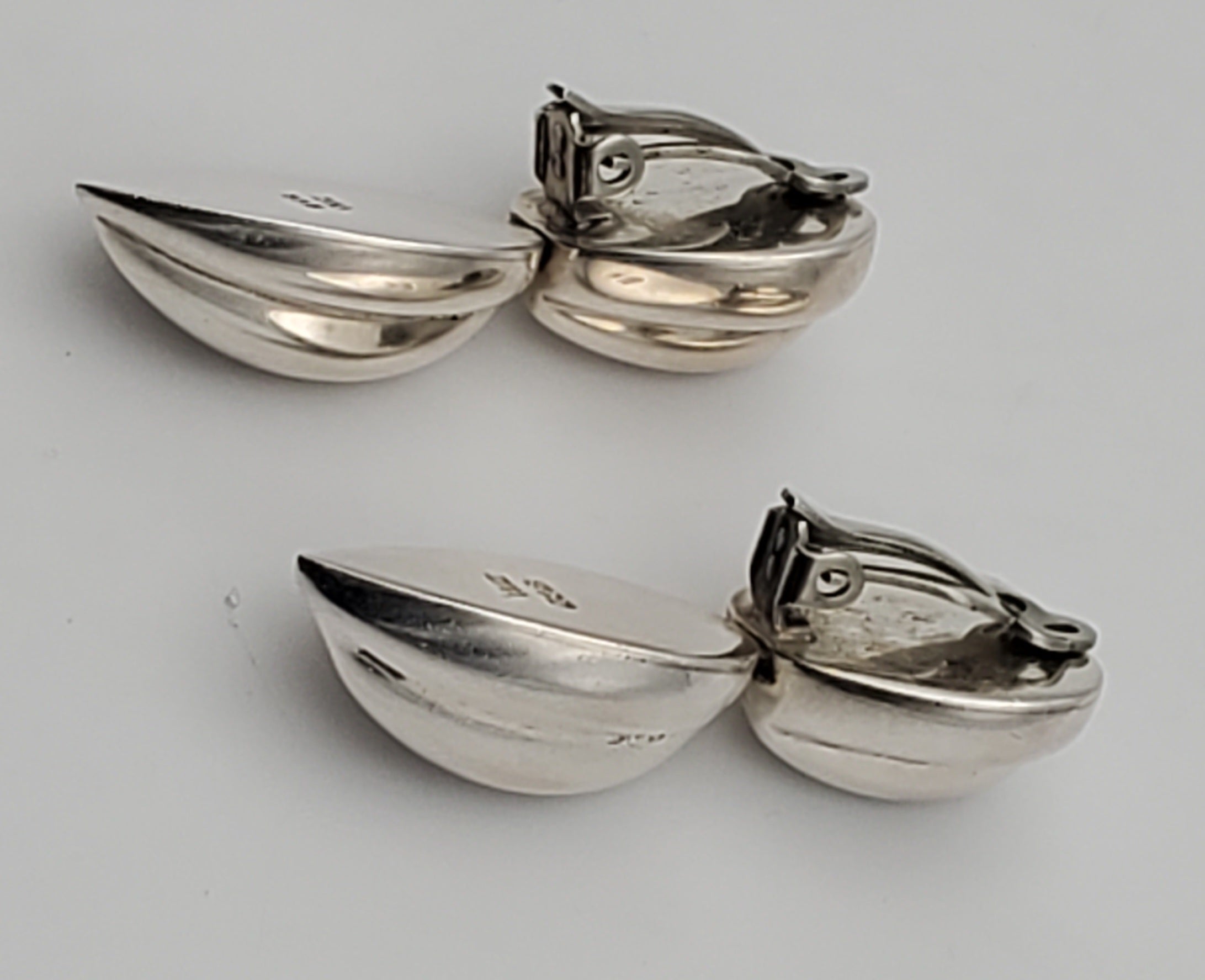 Zina - Vintage Sterling Silver Clip-On Earrings