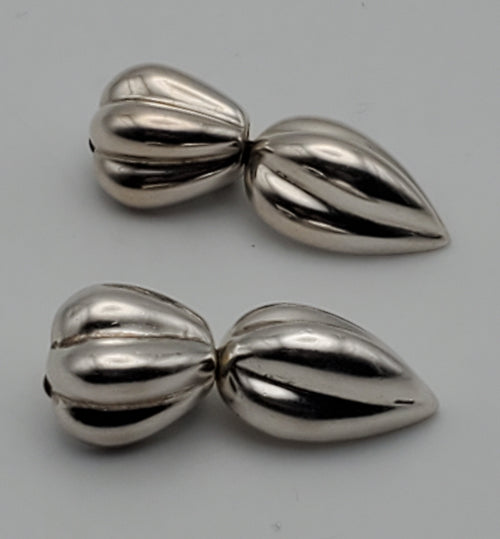 Zina - Vintage Sterling Silver Clip-On Earrings