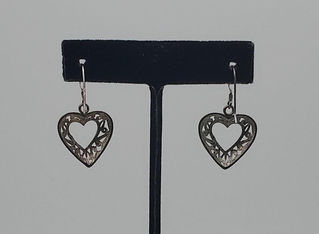 Vintage Sterling Silver Filigree Heart Dangle Earrings