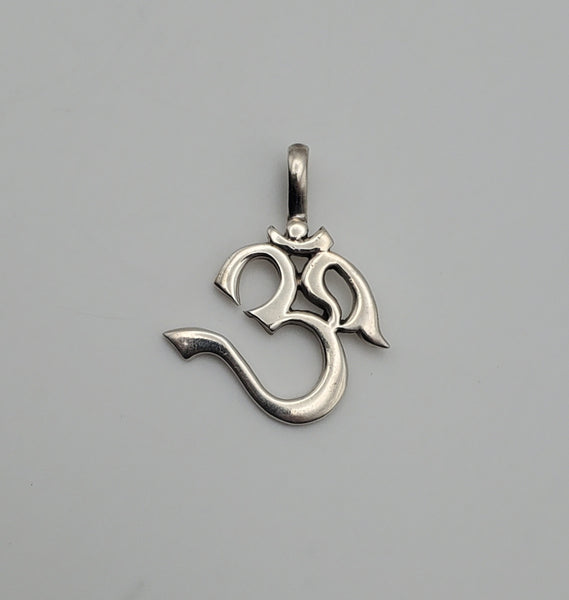 Vintage Solid Sterling Silver Om Symbol Pendant