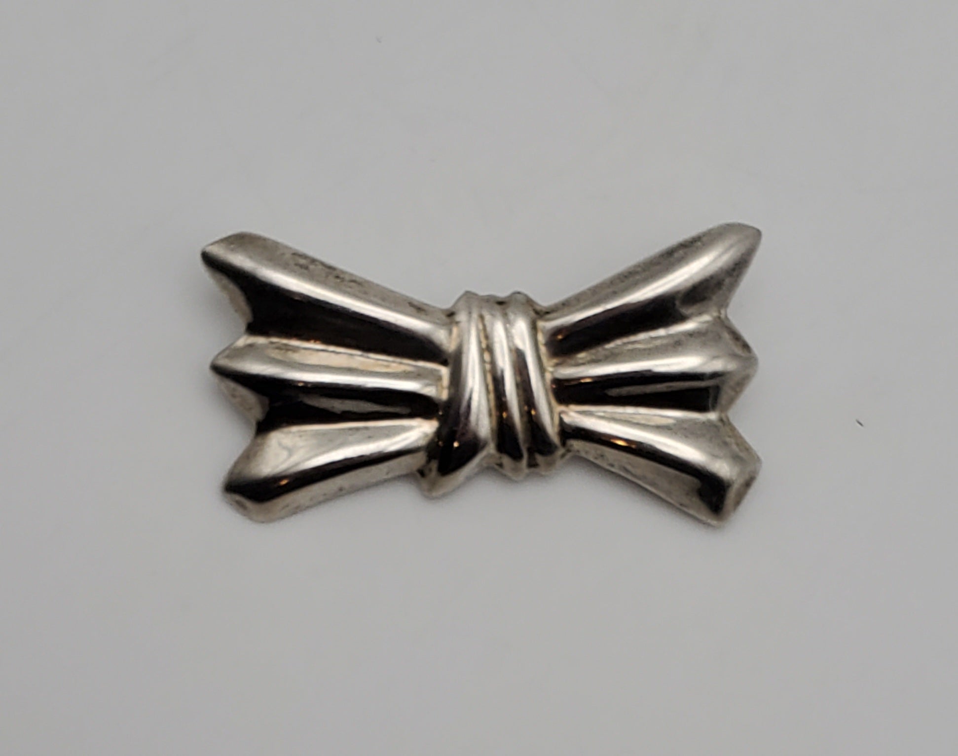 Vintage Handmade Sterling Silver Bow Brooch