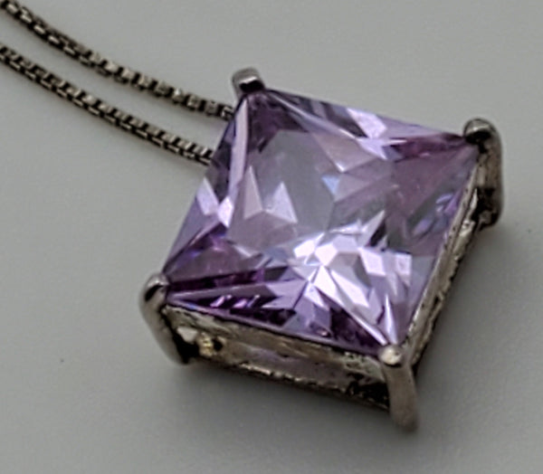 Vintage Light Purple Cubic Zirconia Pendant Sterling Silver Chain Necklace - 18"