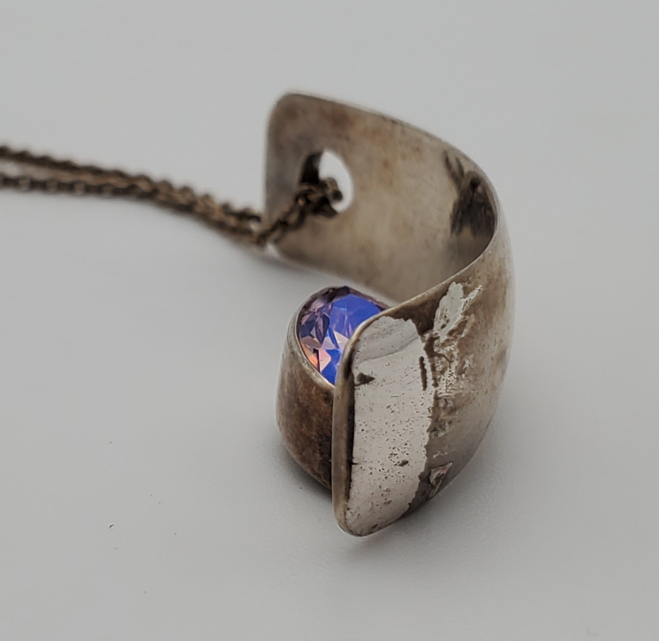 Drew M. Ruiz - Vintage Sterling Silver Iridescent Faceted Glass Modern Design Pendant on Sterling Silver Chain Necklace - 18"