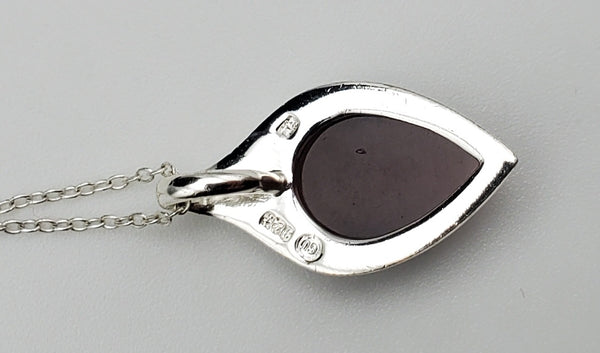 Vintage Sterling Silver Purple Cat's Eye Glass Pendant Sterling Silver Chain Necklace - 18"